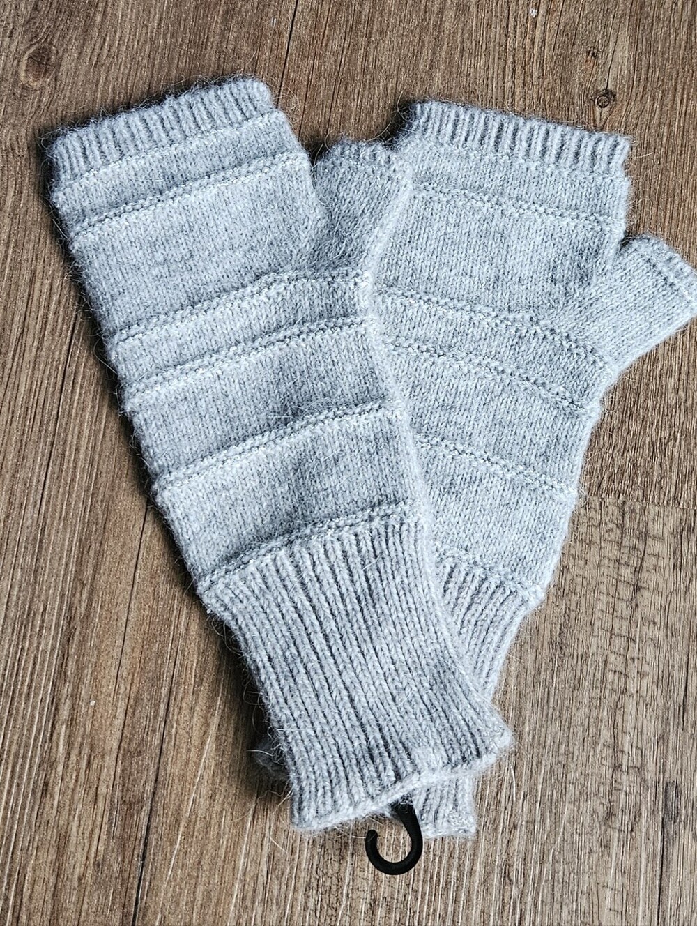 Light Gray Fingerless Knit Women's Gloves